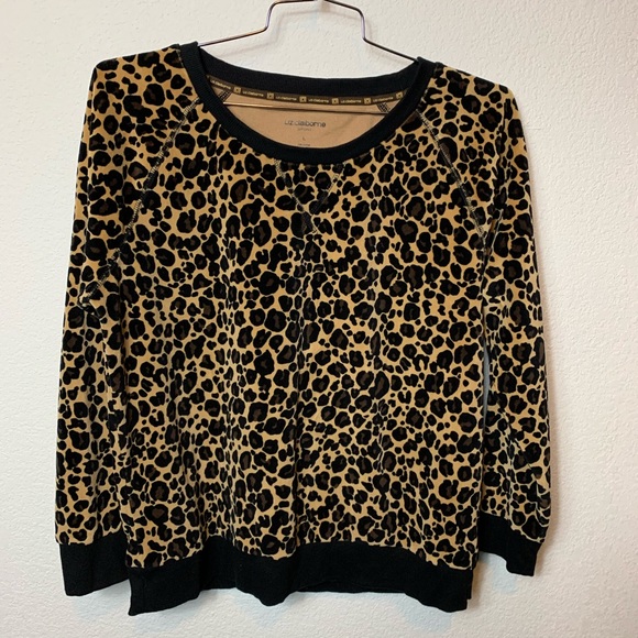 Liz Claiborne Tops - Liz Claiborne Sport Animal Print pullover Top
